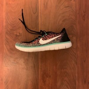 Nike free run sneakers